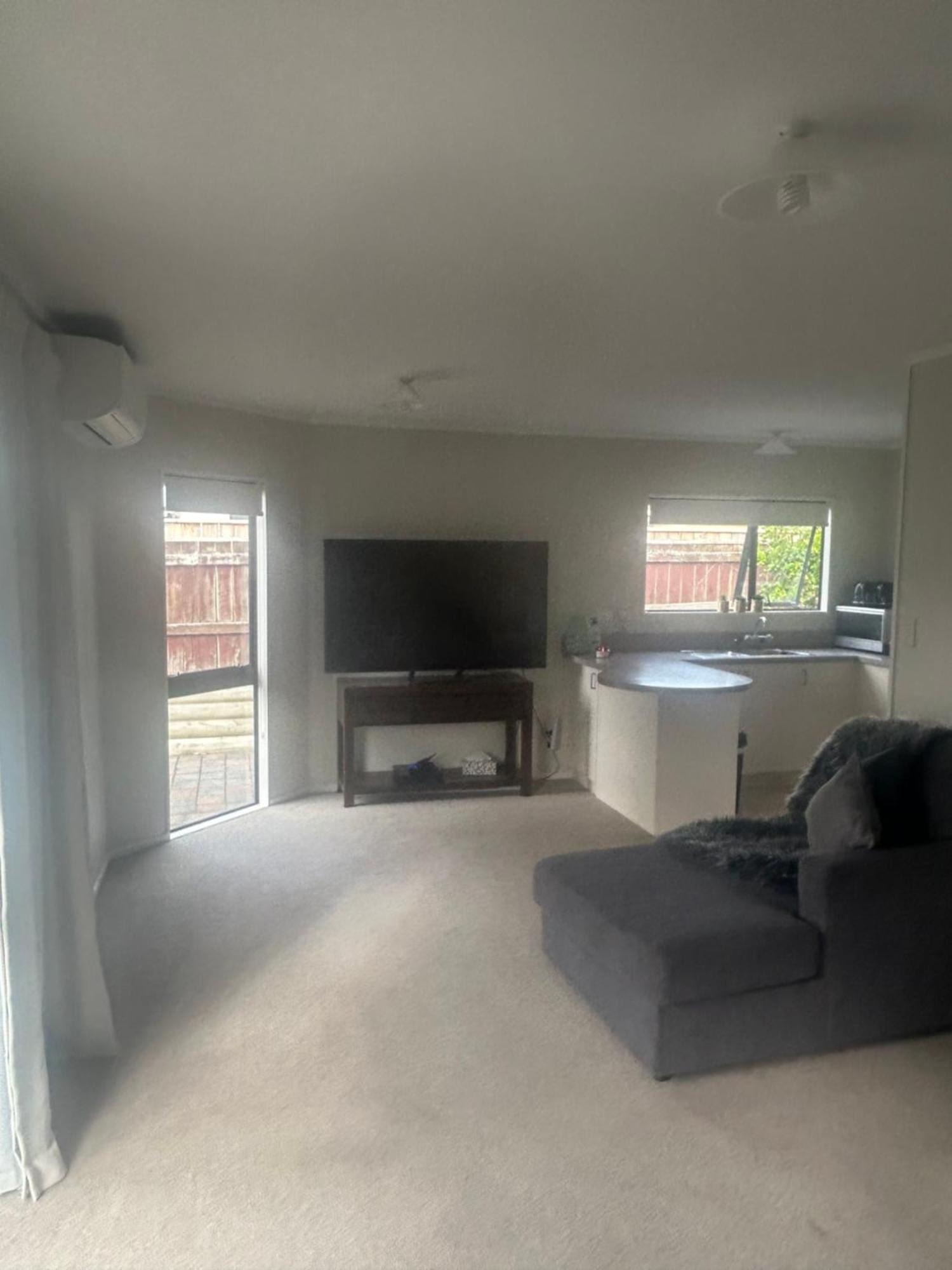 Raceway Getaway Villa New Plymouth Bagian luar foto
